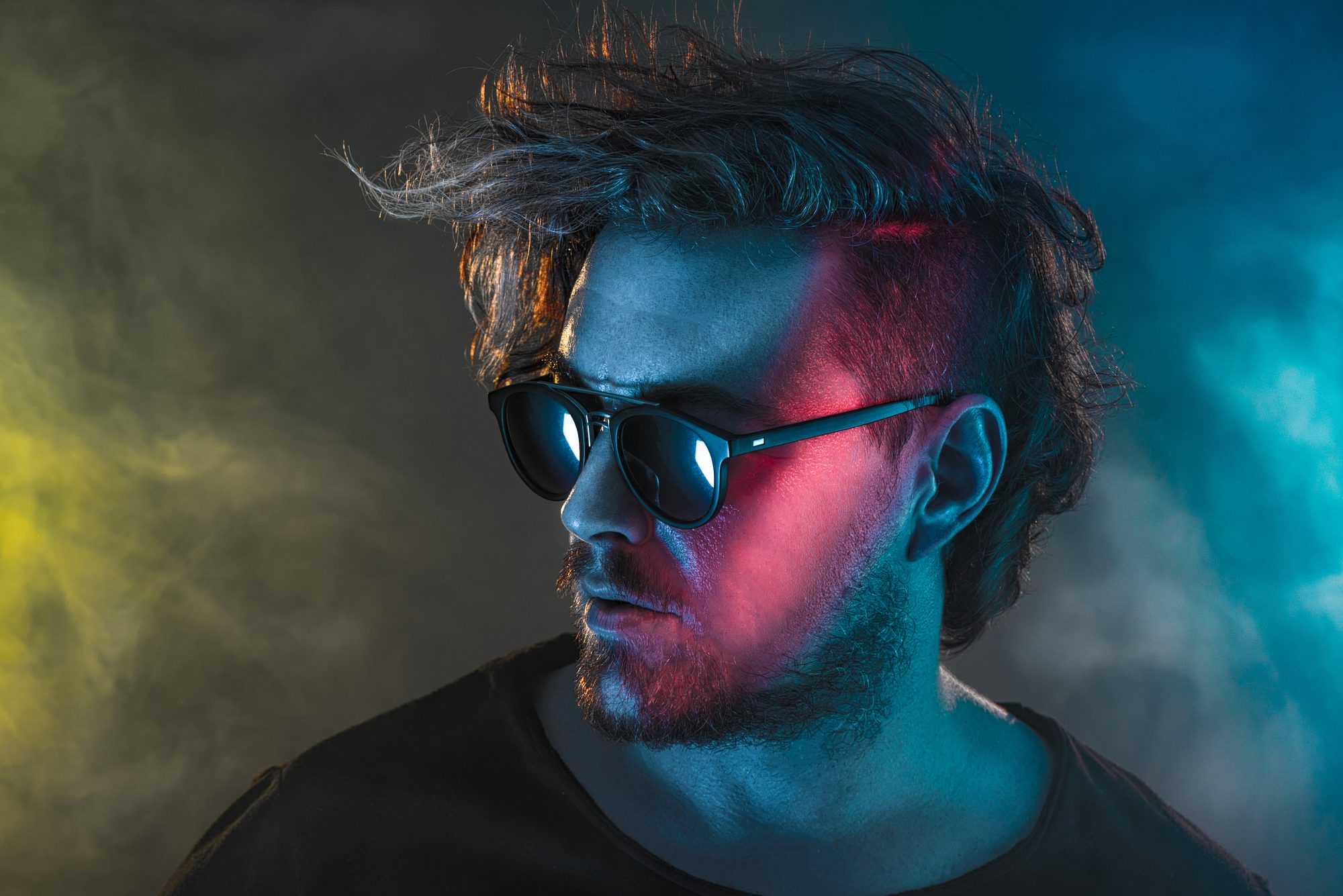 Retrato de estudio, iluminación dramática